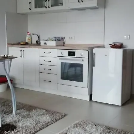 Apartment Sunce Zova *