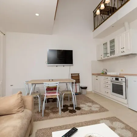 Sunce Zova Apartment *