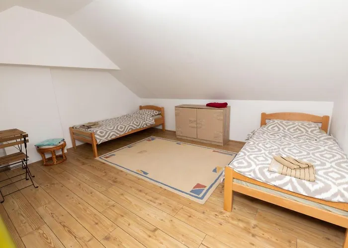 アパート Sunce Zova ズラティボール