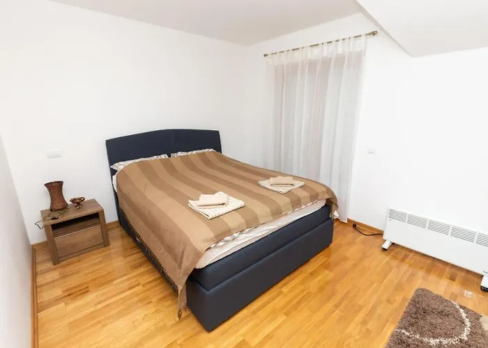 Sunce Zova * ズラティボール