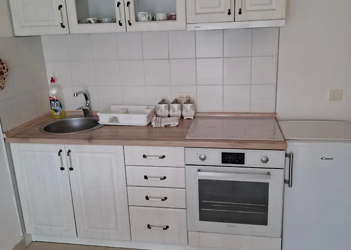 アパート Sunce Zova ズラティボール