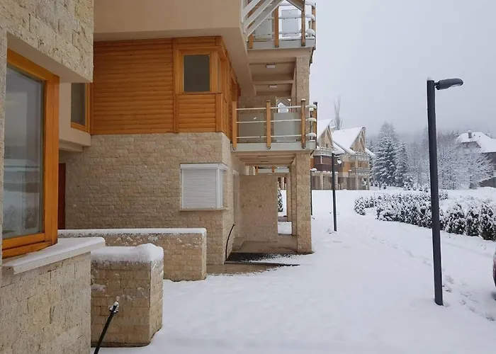 アパート Sunce Zova